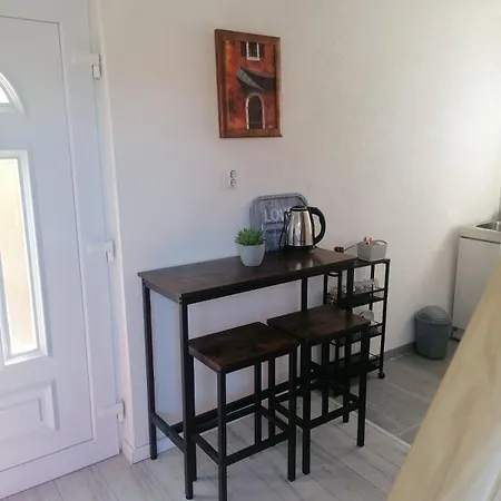 Panorama בית הארחה 3*