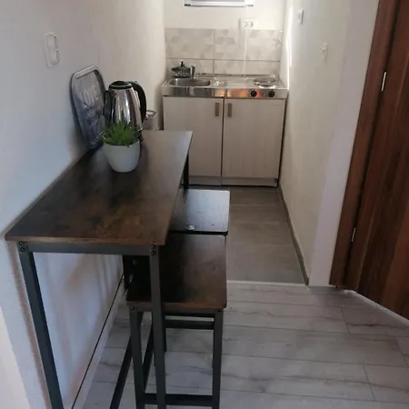 Panorama בית הארחה 3*